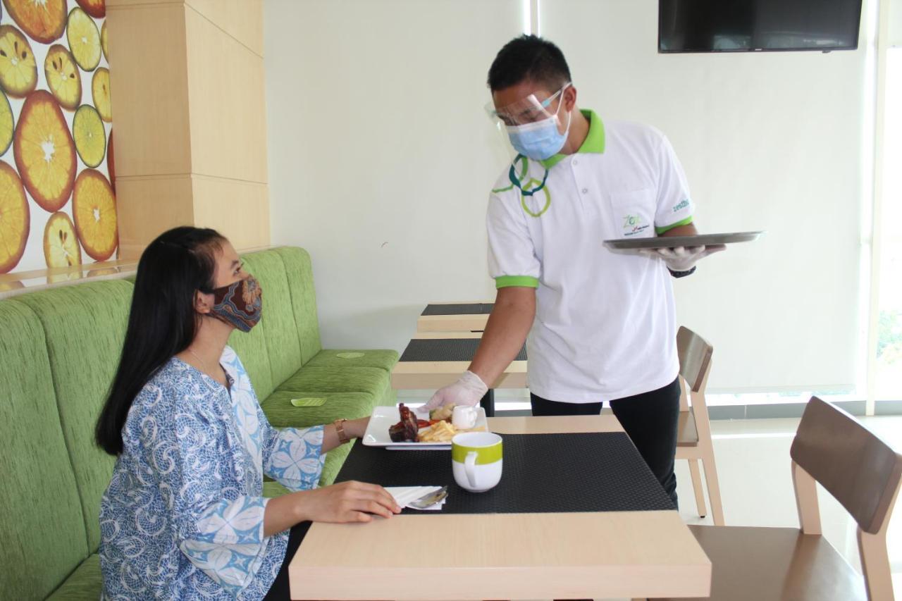 Zest Parang Raja Solo By Swiss-Belhotel International Bonorejo Εξωτερικό φωτογραφία