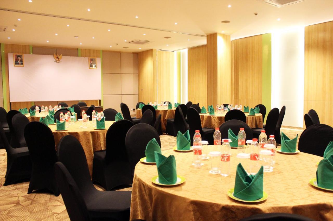 Zest Parang Raja Solo By Swiss-Belhotel International Bonorejo Εξωτερικό φωτογραφία